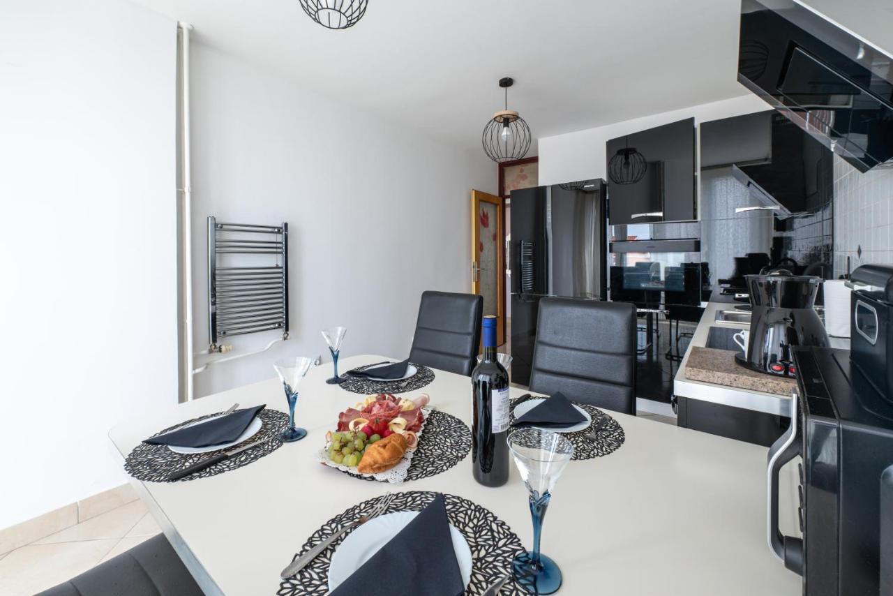 Be Happy Appartement Rijeka Buitenkant foto